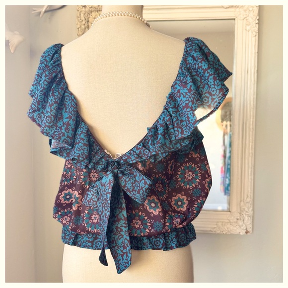 Anthropologie Porridge Flutter top w Open Back - Picture 5 of 8